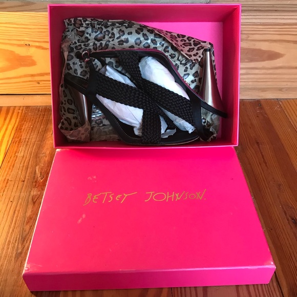 Betsey Johnson Black Braided Heels, EUC, 8 - Picture 13 of 14
